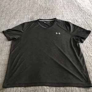 Men’s Large Under Armour Heat Gear T-Shirt